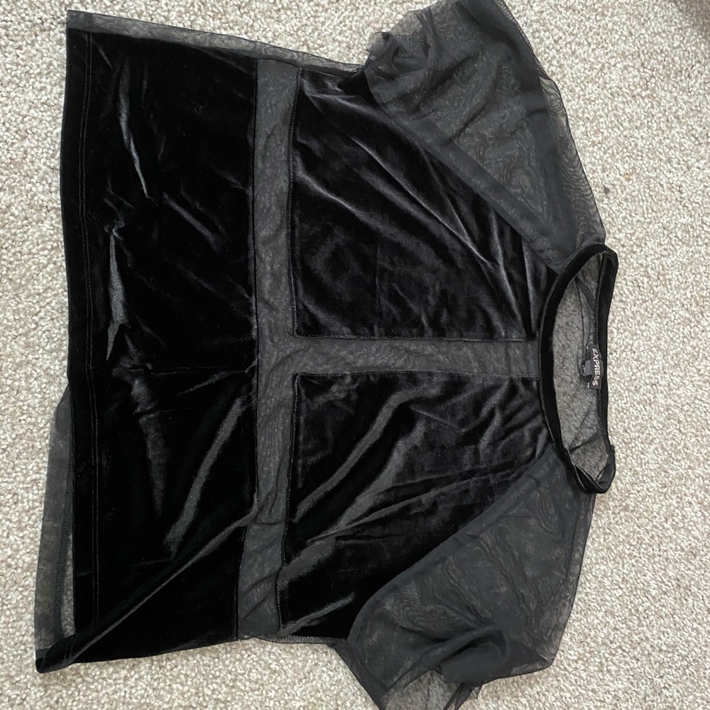 Express mesh crop top